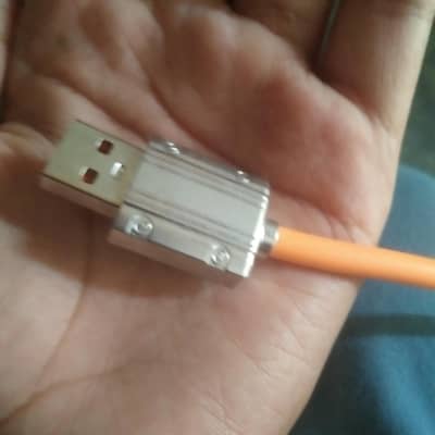 3 in 1 data cable oringer colour brand new for sale
