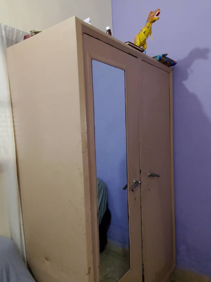 wardrobe 1