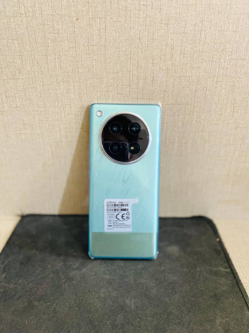 Infinix Zero 40 1