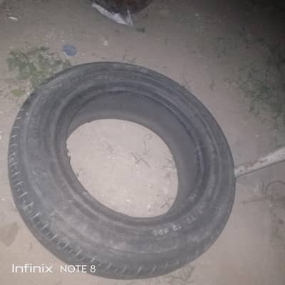 use 2 tyres