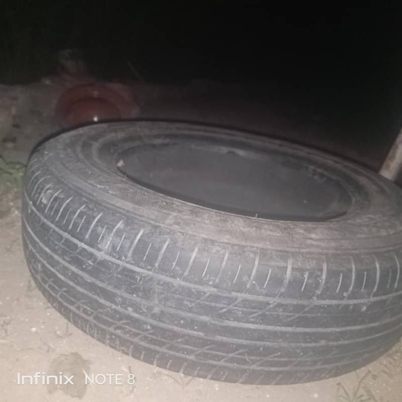 use 2 tyres 1