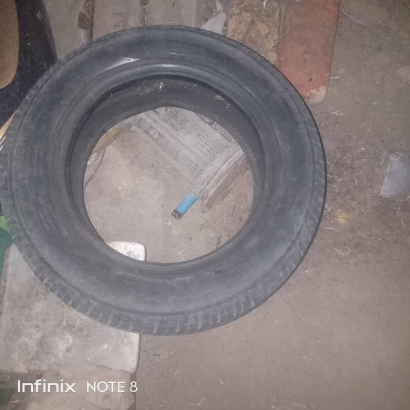 use 2 tyres 2
