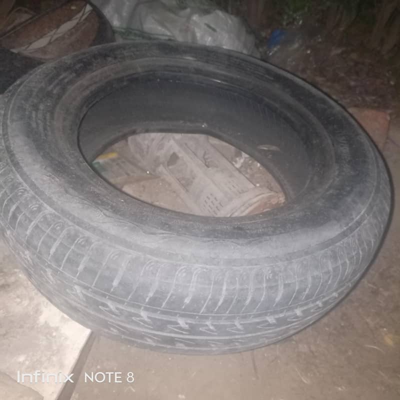 use 2 tyres 3