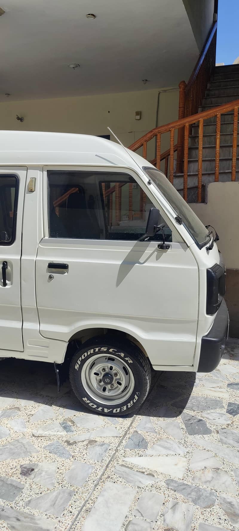 Suzuki bolan 2