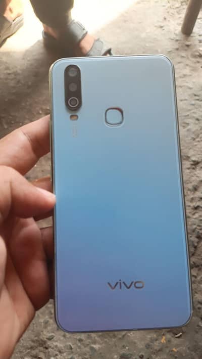 Vivo Y17