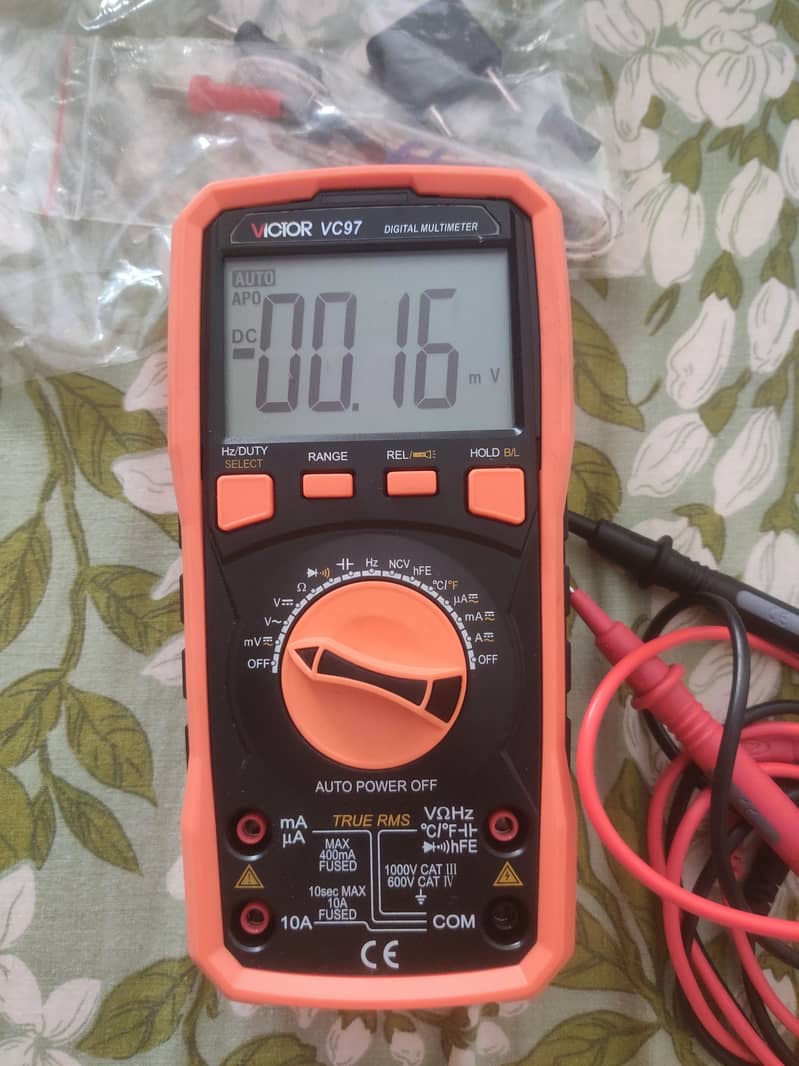 digital multimeter 0