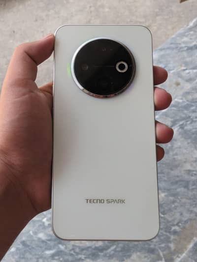 Tecno SPARK 30C