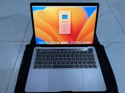 MacBook Pro 13” 2017 – Excellent Condition (Like New)