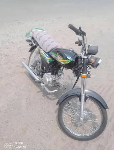 LAHORE New bike classic
