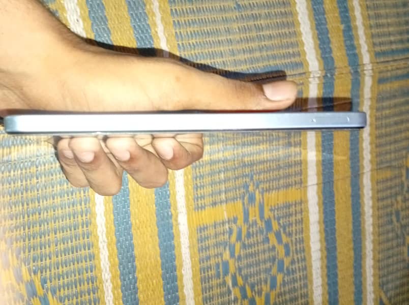 Realme Note 60 0