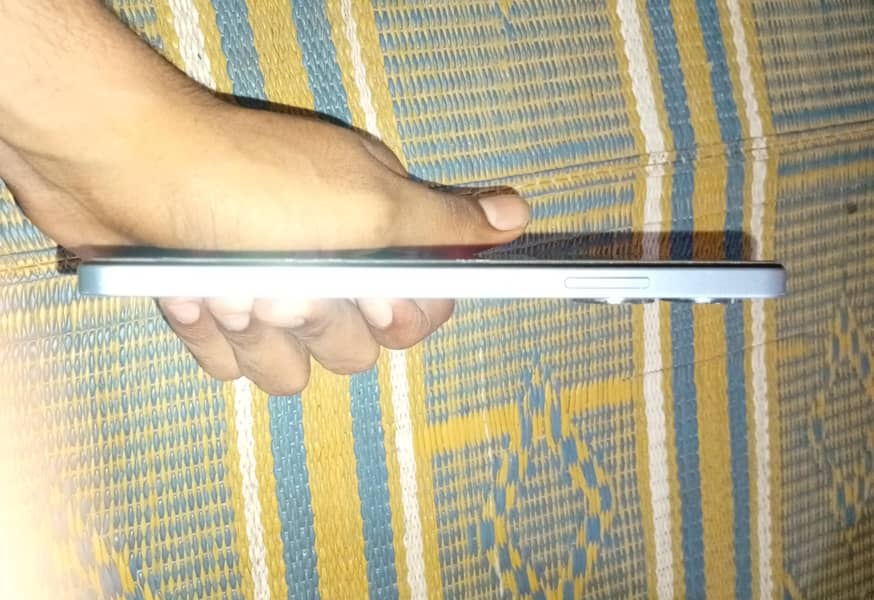 Realme Note 60 1