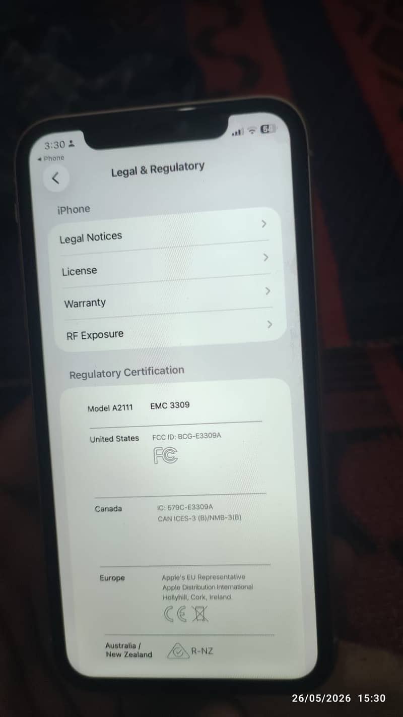 Apple iPhone 11 3