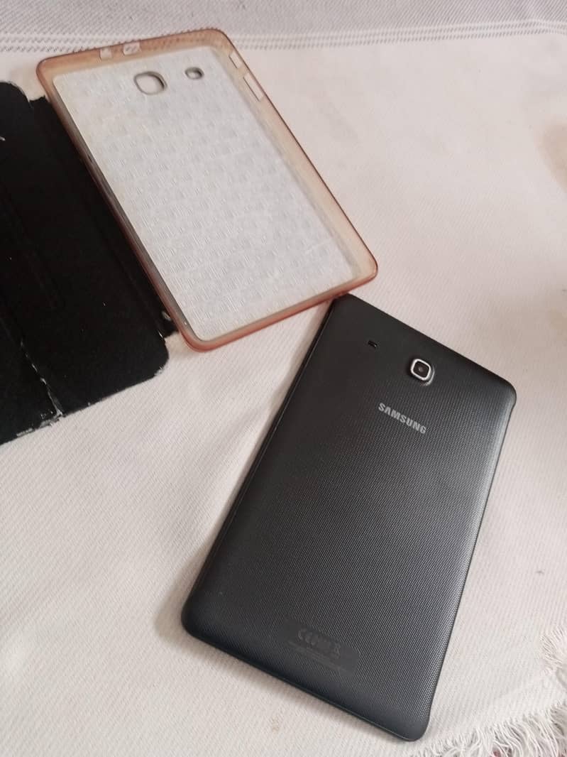 Glaxay Tab E 5