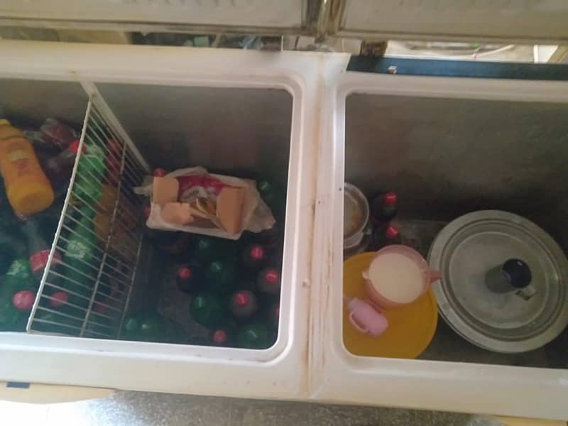 freezer  7/10 condition 2