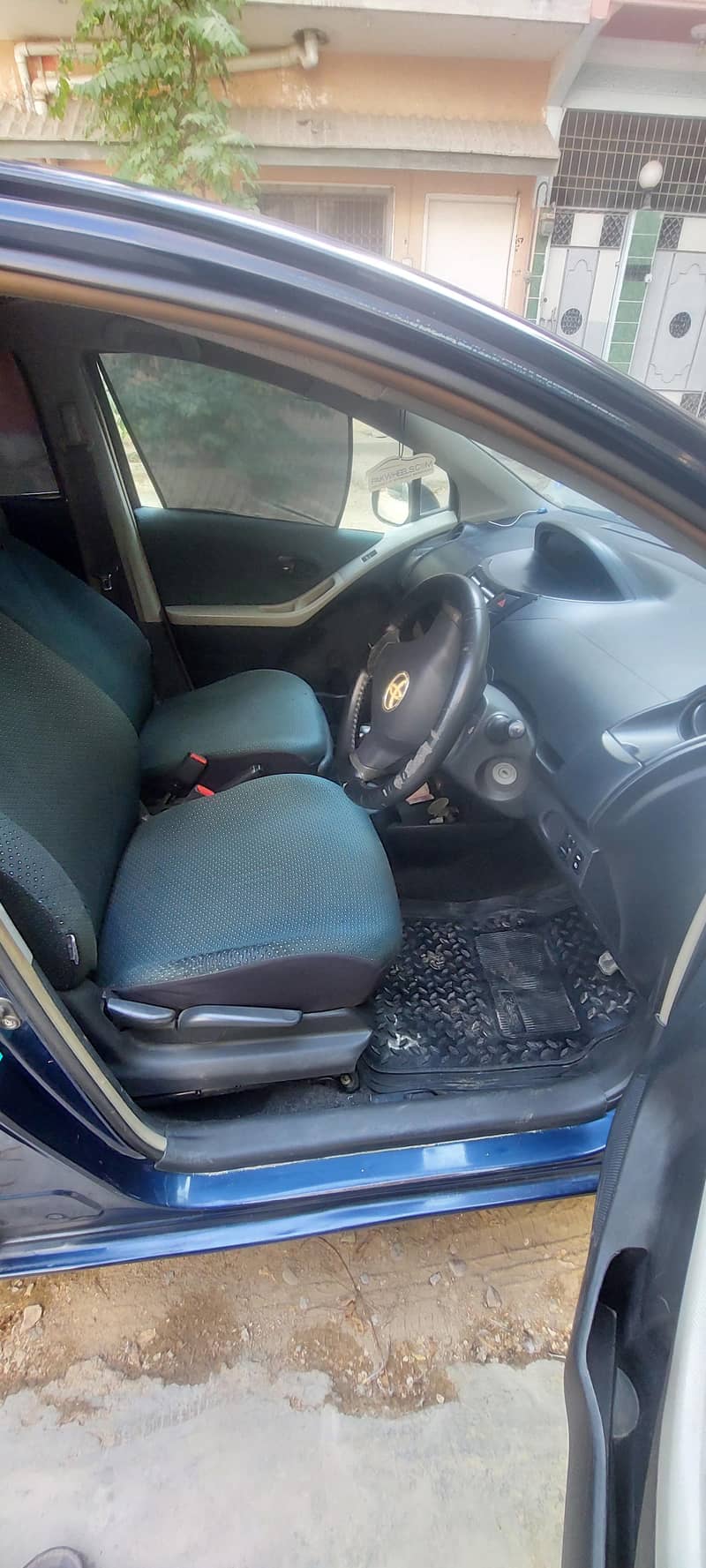 vitz 2007 / 2012 5