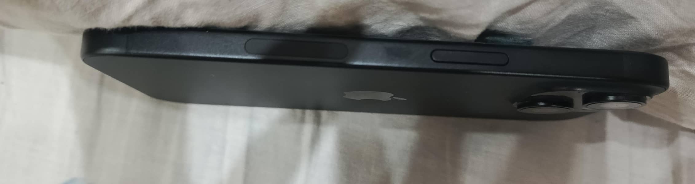 Apple iPhone 15 5