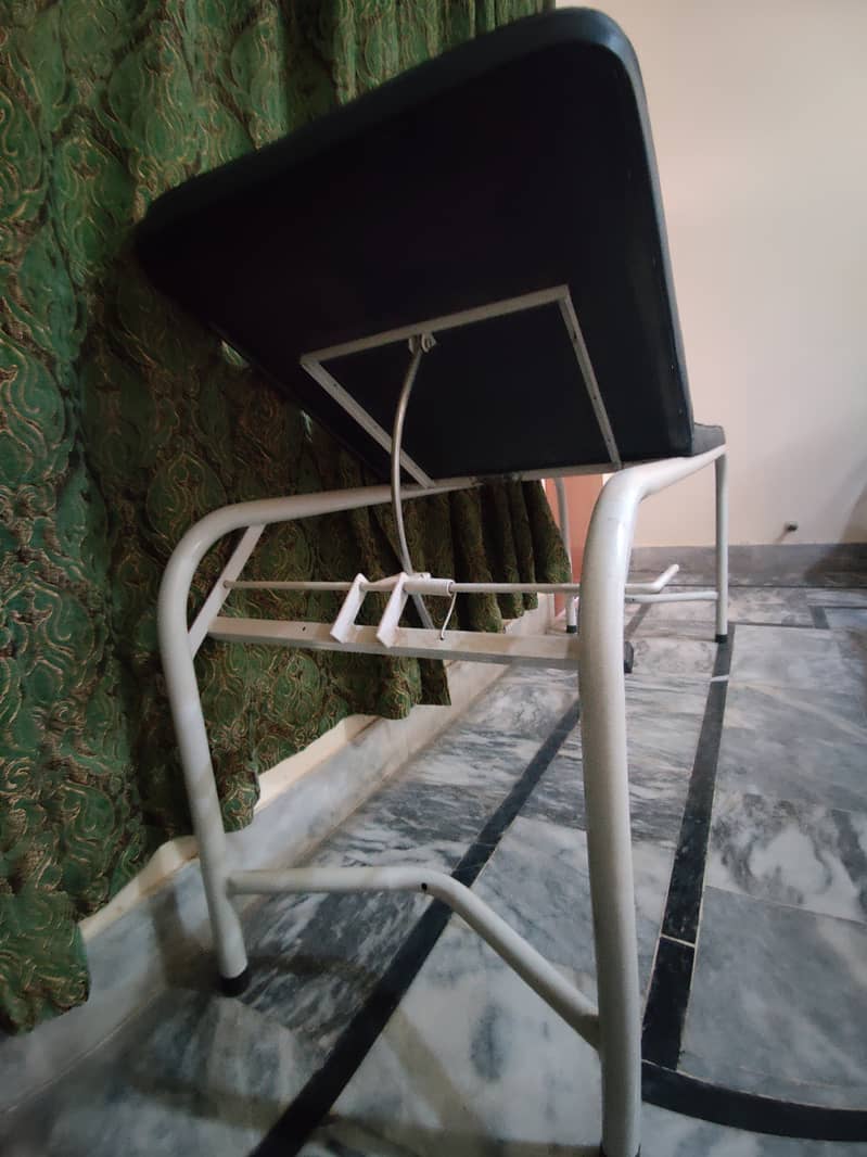 Examination Couch+ stool 3