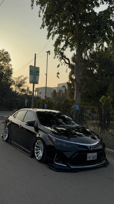 Toyota Corolla 1.8 cruisertronic
