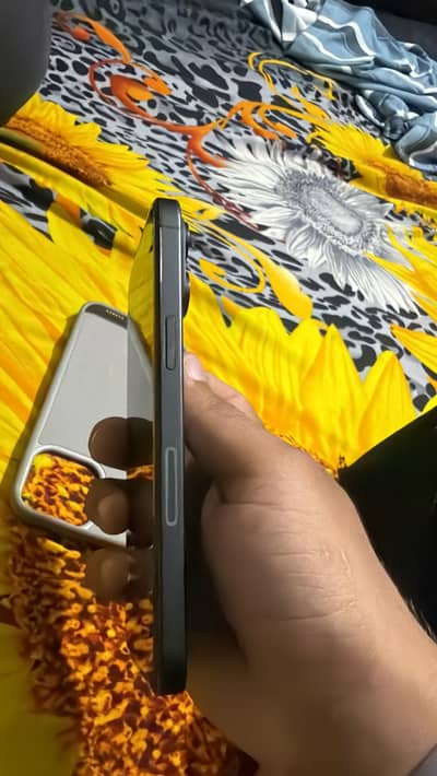 Apple iPhone 15 Pro Max non pta jv  88% health 256gb