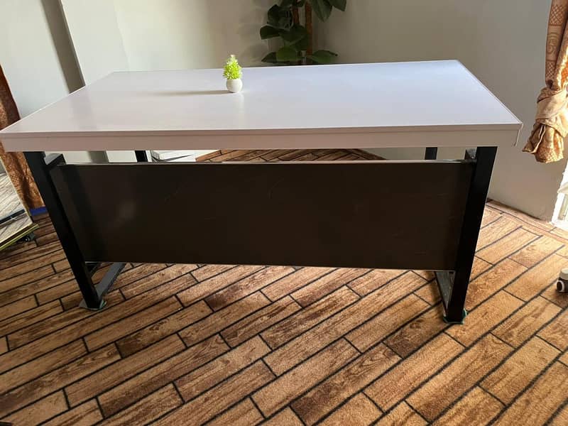 office table / study table 6