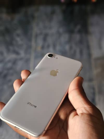 I phone 8 \64GB no exchange only sale