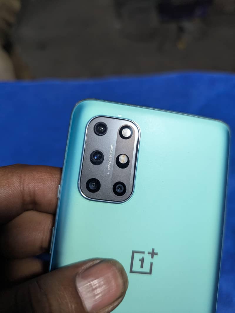 One Plus 8T 0
