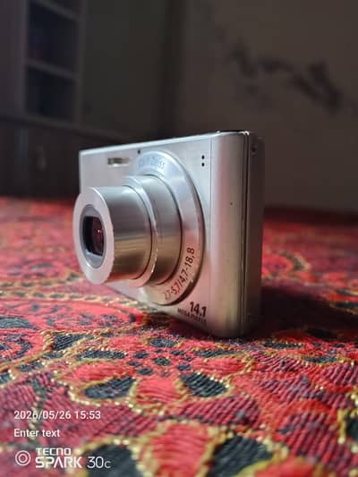 Sony cyber shot camera