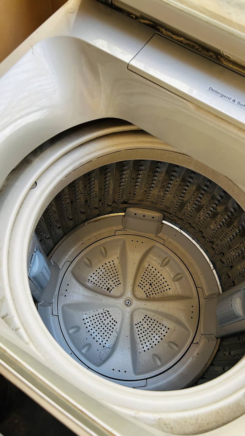 Haier fully automatic machine 1