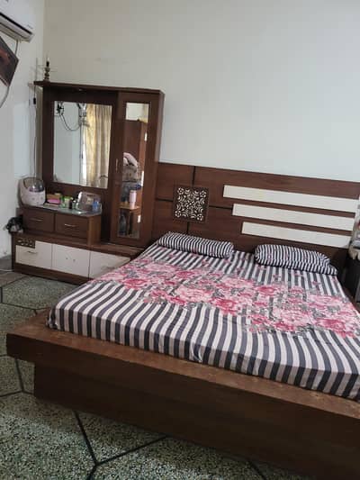Bedroom Set 8/10