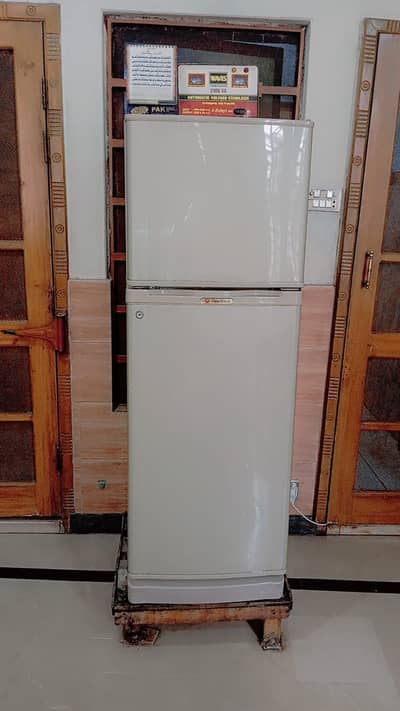 Dawlance fridge for sale