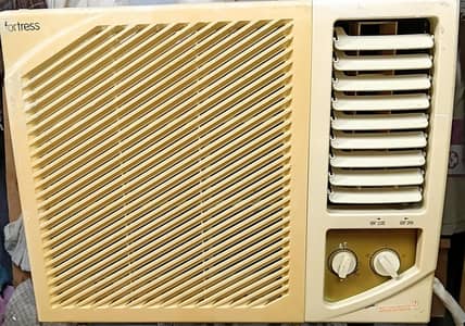 Fortress Window A. C 0.75 Ton For Sale Lahore Johar town