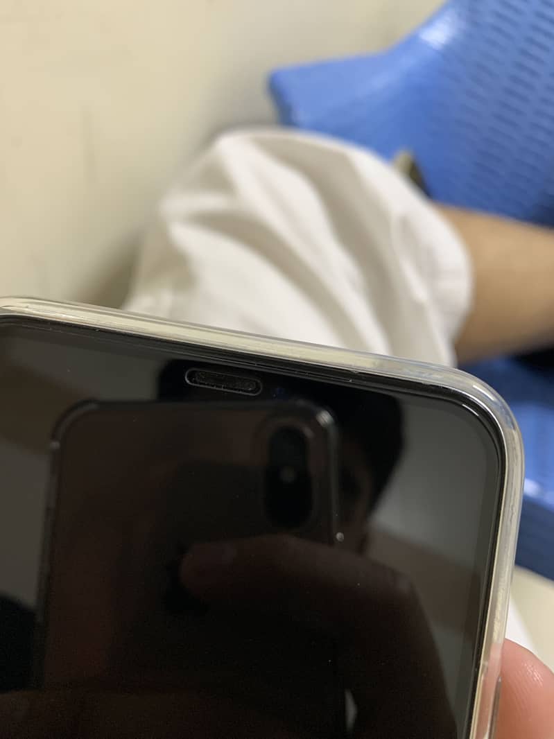 Apple iPhone 11 Pro Max 8