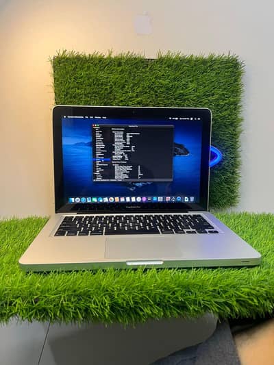 apple MacBook pro 2012 / core i7 8 gb /512 gb