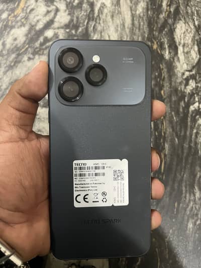 Tecno spark 40 -/03365412735
