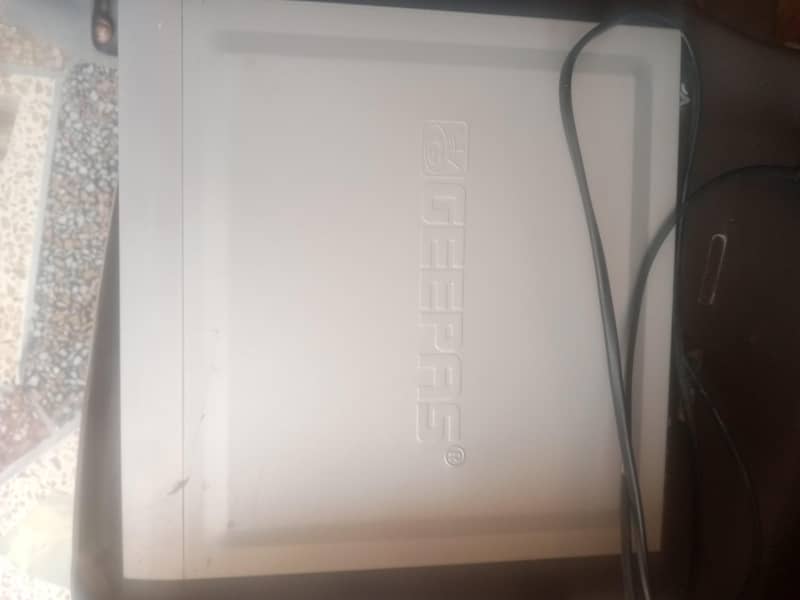 cd and DVD player 1