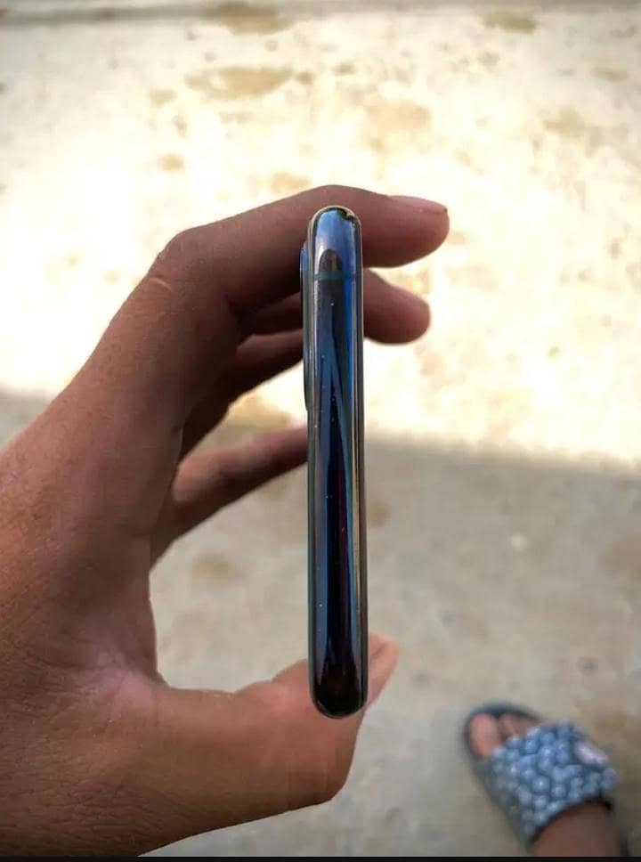 iphone 11 pro max 2