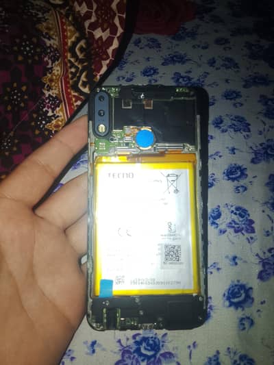 Tecno camon 4/64 pta