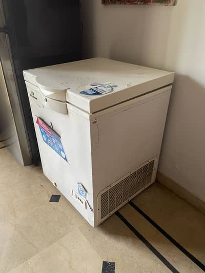 Dawlance Deep Freezer
