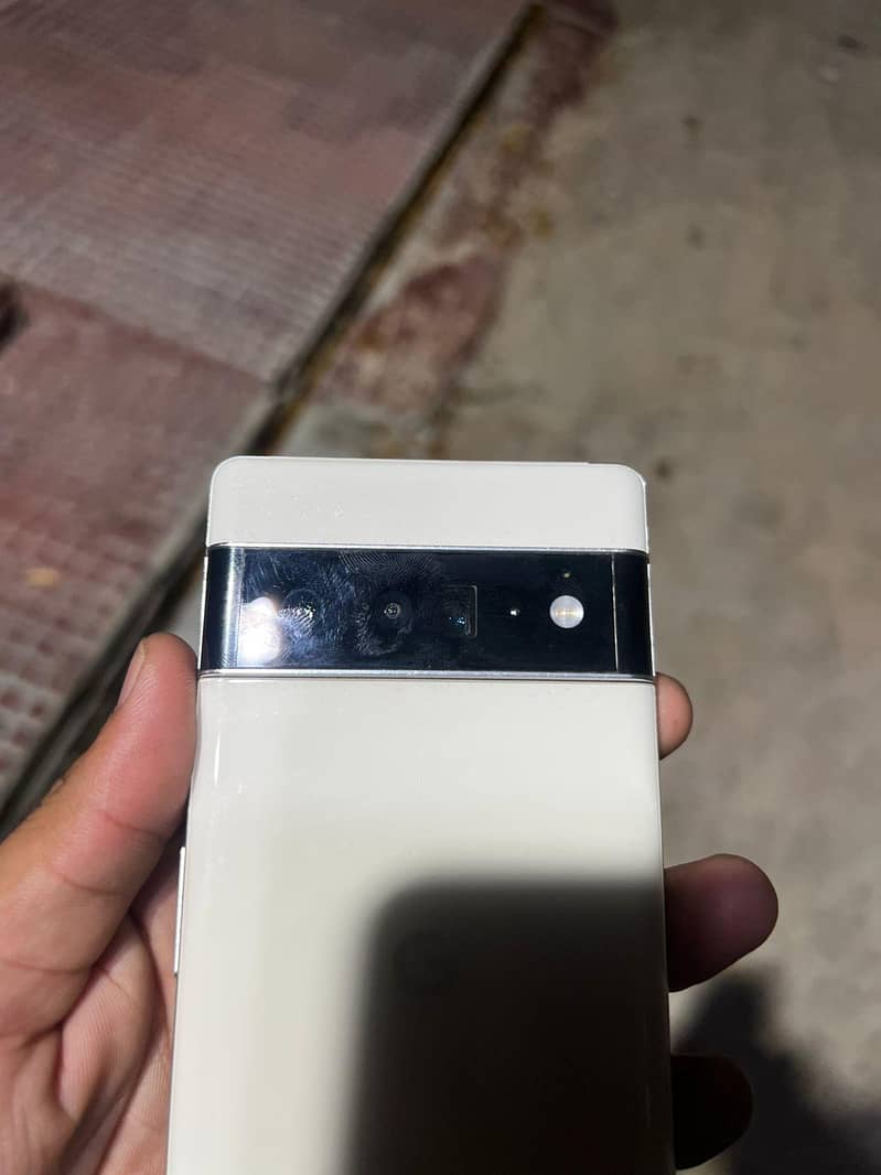 Google Pixel 6 Pro 2