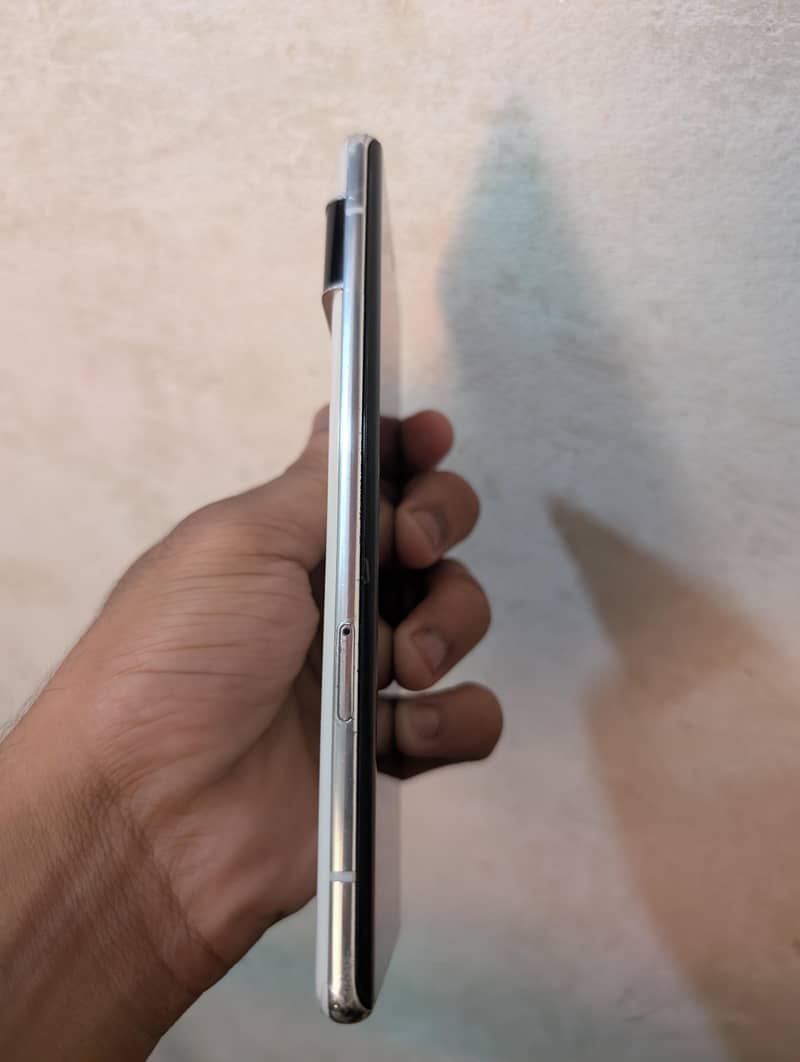 GOOGLE PIXEL 6 PRO 1