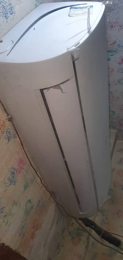Haier 1 ton Ac New Condition