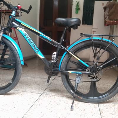 sports  hybrid bicycle 100 -original importes