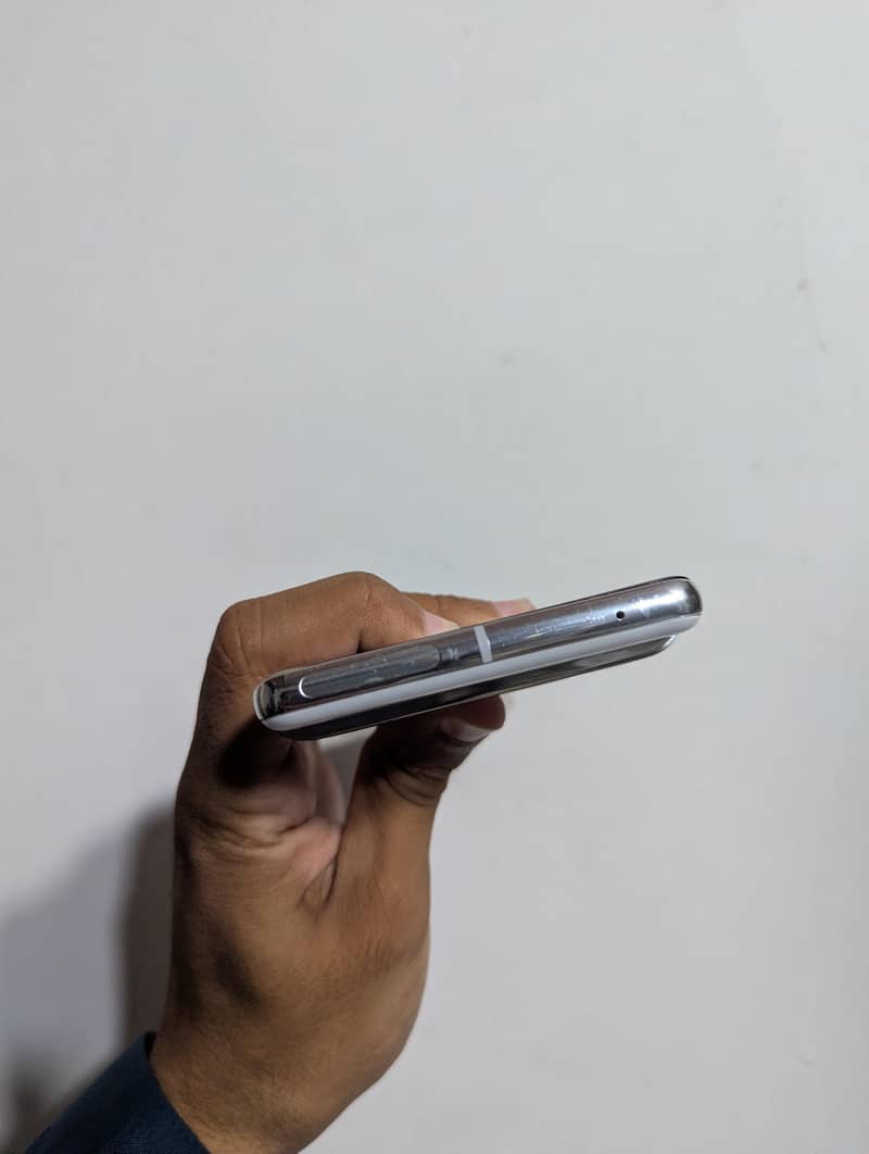Google Pixel 7 Pro 6