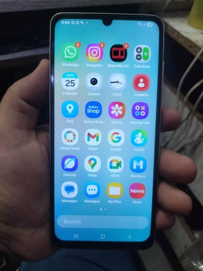 Samsung Mobile A06