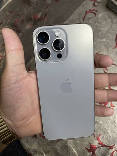 iPhone 15 PRO MAX