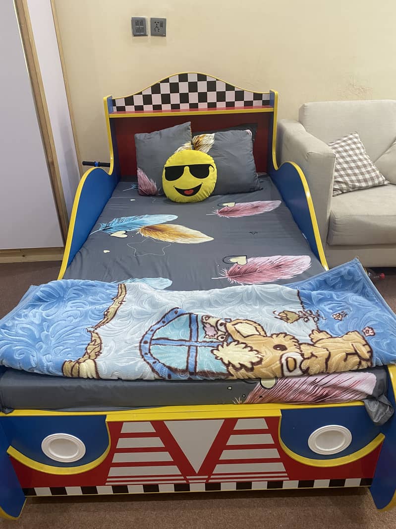 Kid’s bed 1