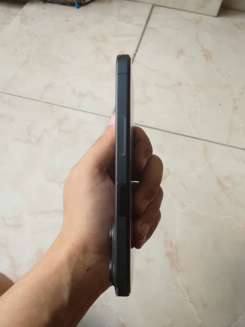 15 pro 5