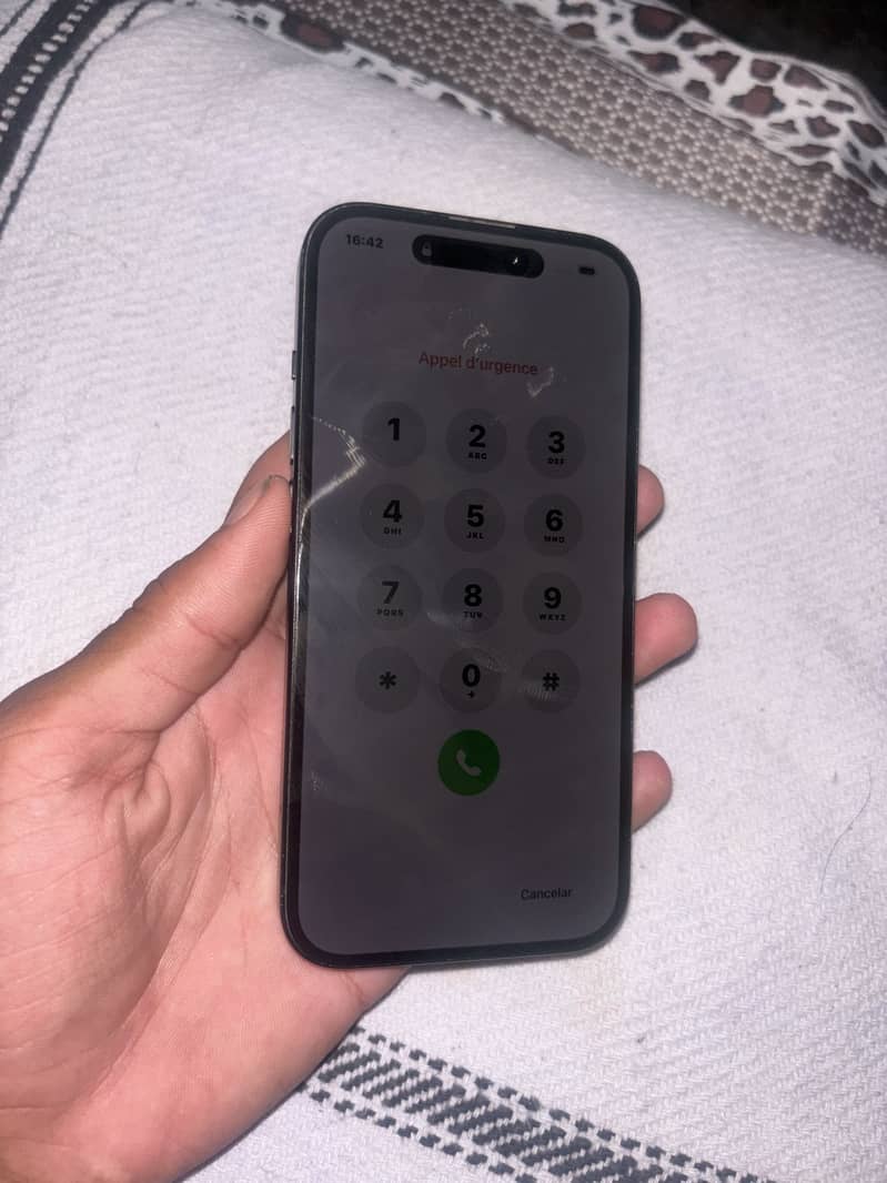 Iphone 15 2