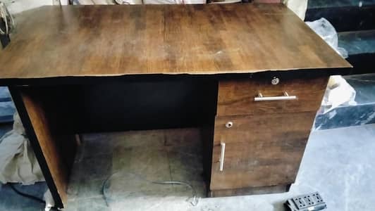 office chair and Table