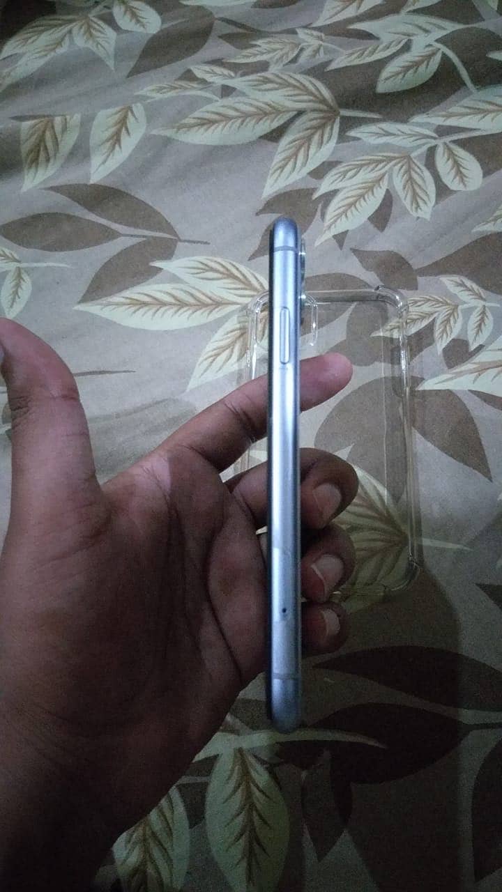 iphone 11 3